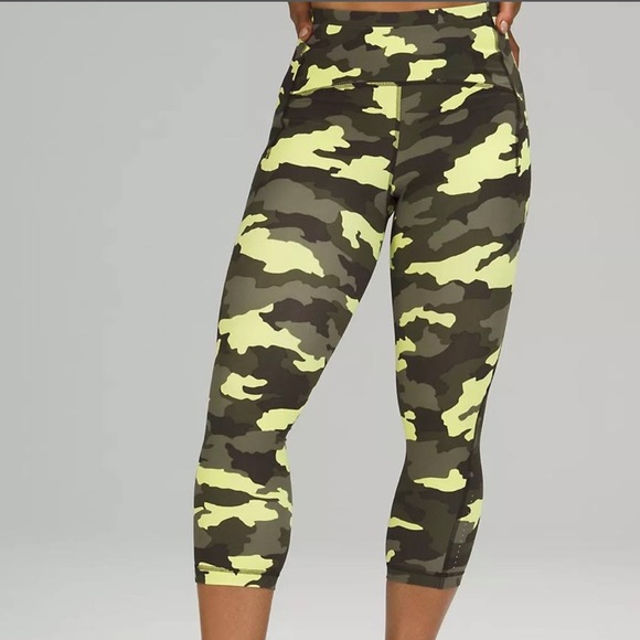 Lululemon Leggings Fast And Free High Rise Crop Camo 6 Small - Picture 2 of 10